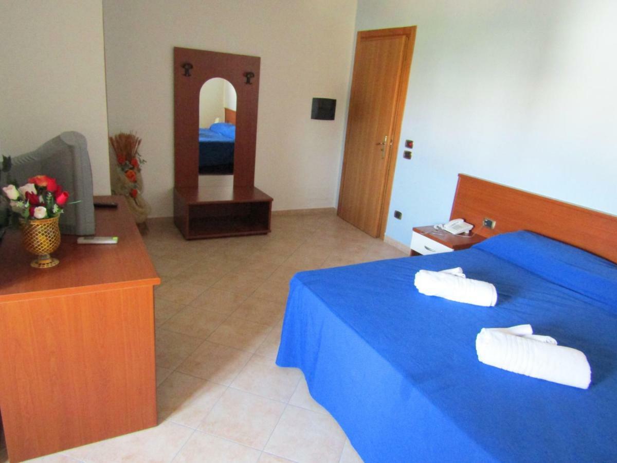Grand Hostel Calabria Pietrapaola Exterior photo